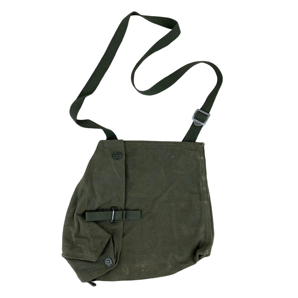 Swedish Army 1960s M51 Gas Mask Haversack — Swedish military surplus bag, archive ref SWA1960M51GMH